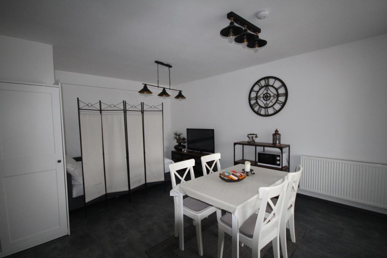 Apartment Francesca mit Parkplatz nähe Altstadt Hermannstadt Exterior foto