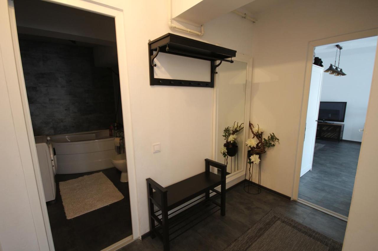 Apartment Francesca mit Parkplatz nähe Altstadt Hermannstadt Exterior foto